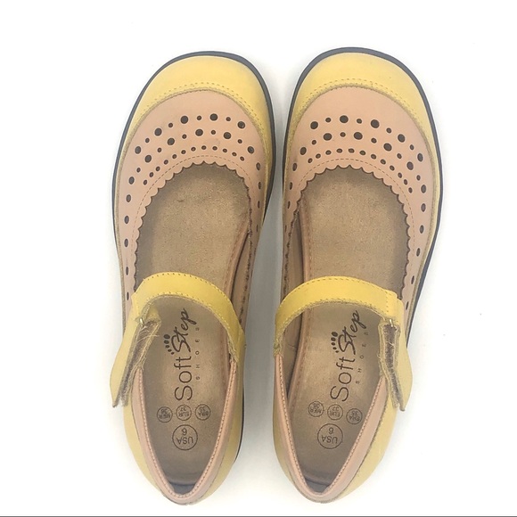 Comfy Flat in Yellow and Nude in yellow - Picture 3 of 6